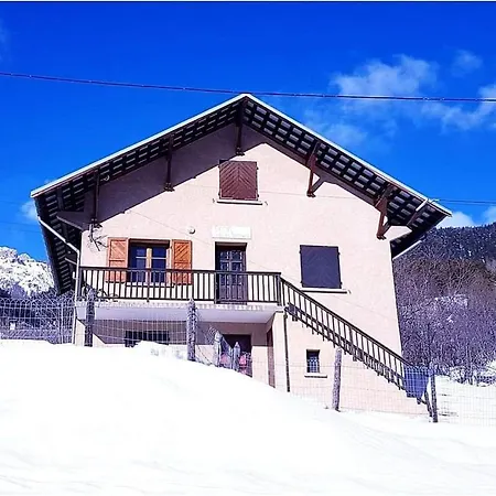 Ecrin De La Salcette Holiday home Saint-Martin-de-Queyrieres